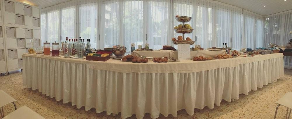 Hotel Maarea Milano Marittima Bagian luar foto