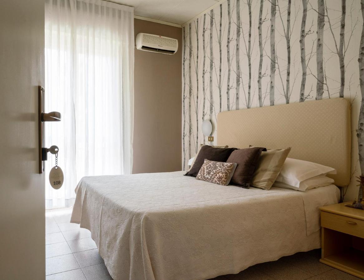 Hotel Maarea Milano Marittima Bagian luar foto