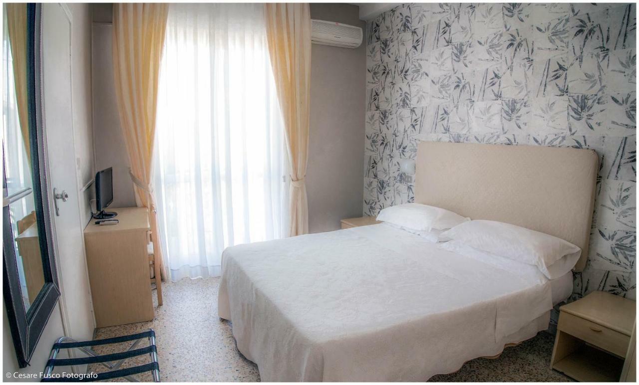 Hotel Maarea Milano Marittima Bagian luar foto